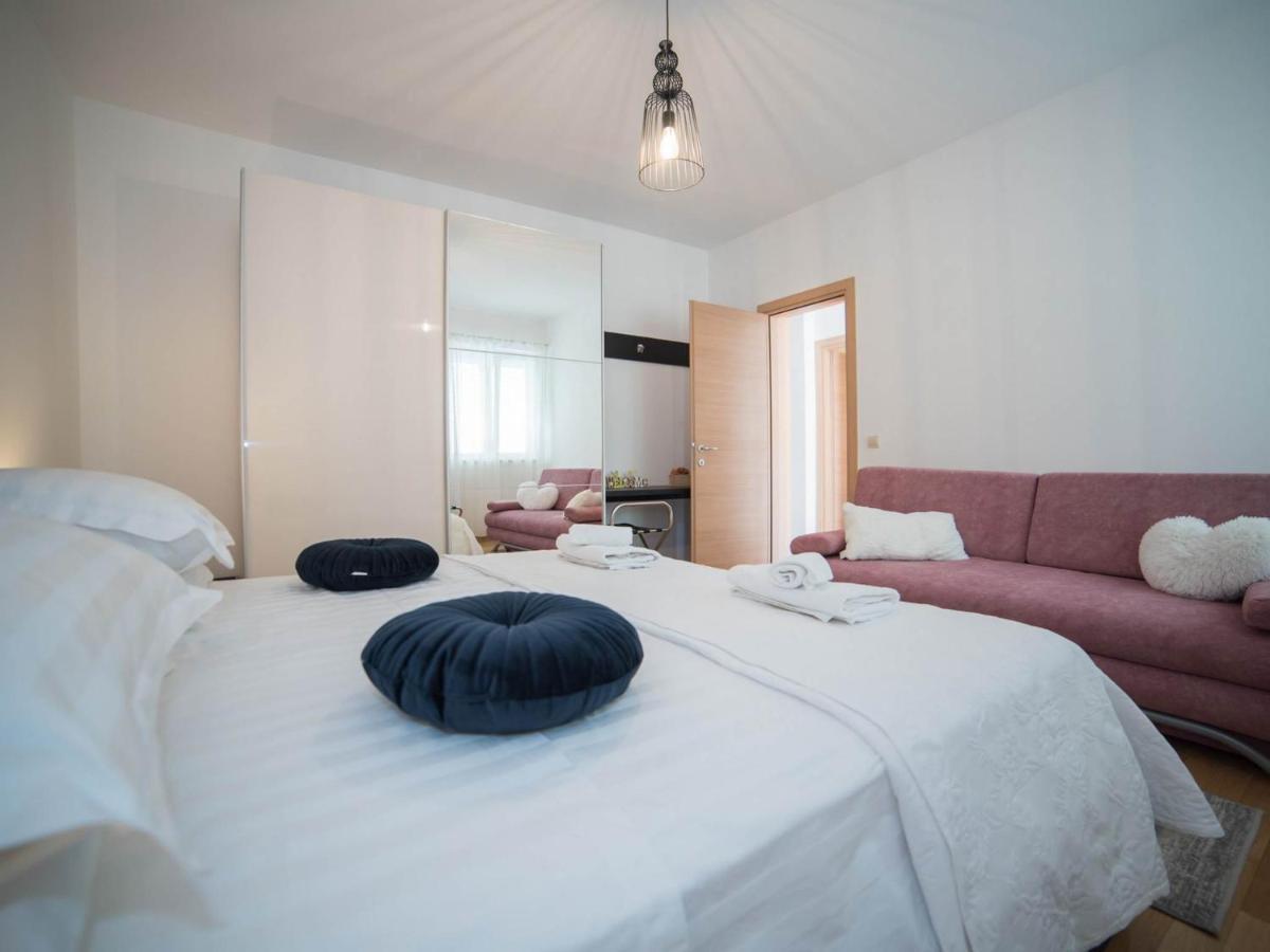 Apartment Faros ดูบรอฟนิก ภายนอก รูปภาพ