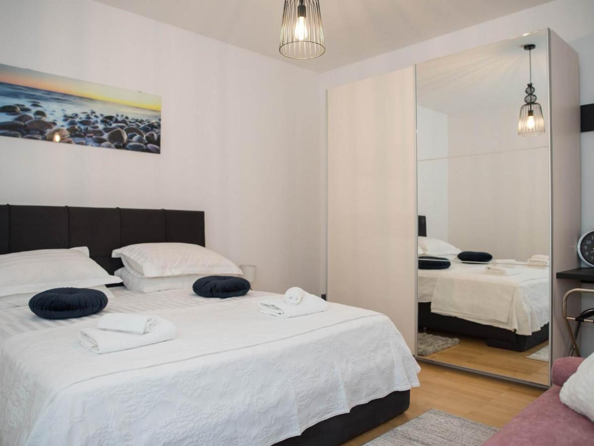 Apartment Faros ดูบรอฟนิก ภายนอก รูปภาพ