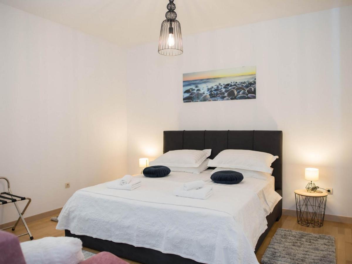 Apartment Faros ดูบรอฟนิก ภายนอก รูปภาพ