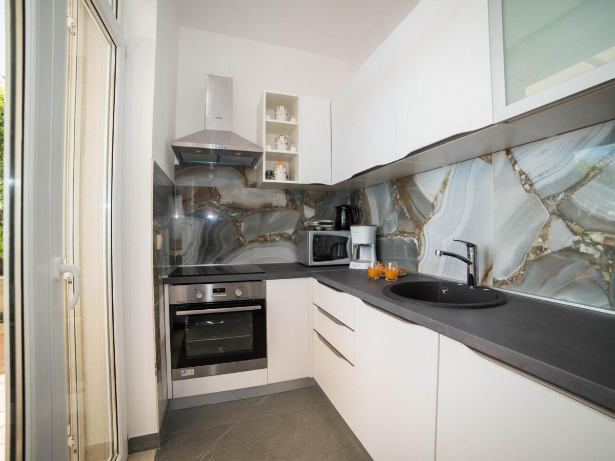 Apartment Faros ดูบรอฟนิก ภายนอก รูปภาพ